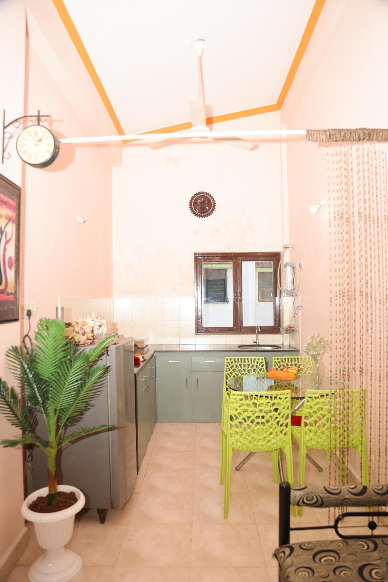 Bbn Serviced Apartment 칼랑굿 외부 사진